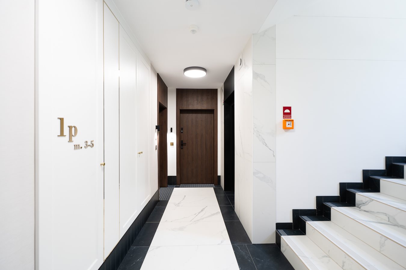 Apartamenty Park Matecznego - Zdjęcie widok na korytarz w budynku C